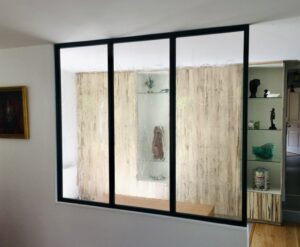 Pose de verre imprimé Altdeutsch pour une verrière dans les Monts d’Or