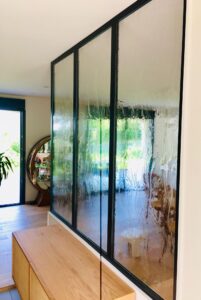 Pose de verre imprimé Altdeutsch pour une verrière dans les Monts d’Or